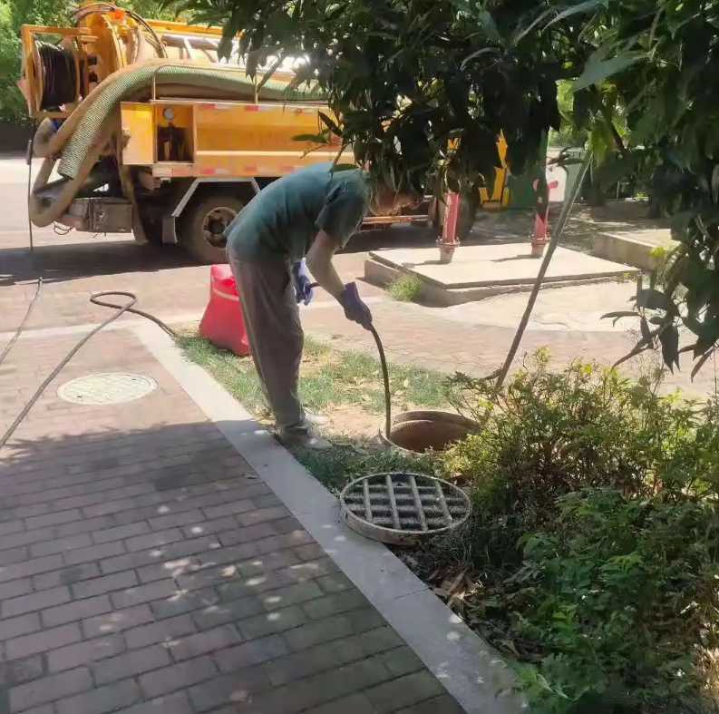 岑巩市政排污管道清淤疏通——专业团队，让您全程省心！