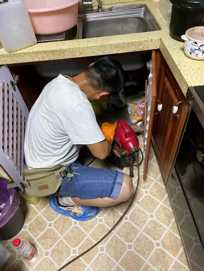 岑巩通下水道